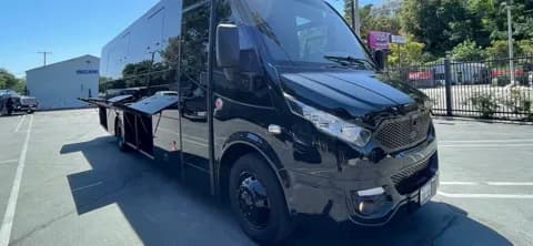Executive shuttle bus chassis mid-build