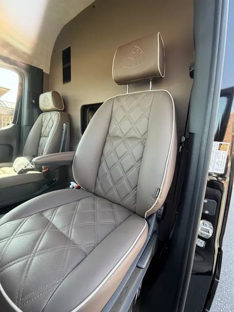 Quilted captain's chair headrest detail